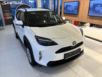 toyota yaris cross 1,5 active hev