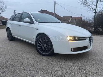 alfa romeo 159 sw 2.0 jtdm 16v distinctive