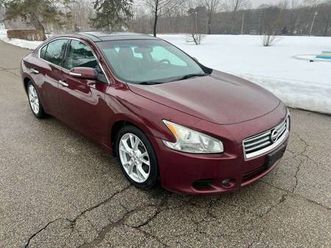 2012 nissan maxima