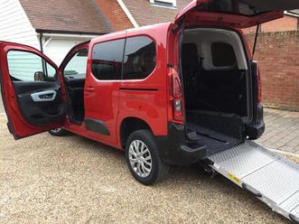 1.5 bluehdi feel m mpv eat euro 6 (start/stop) 5dr