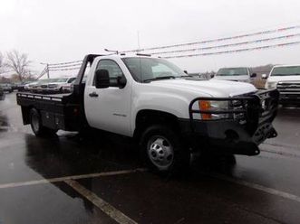 2013 gmc 3500hd regular cab duramax flatbed drw 4x4 clean 4wd