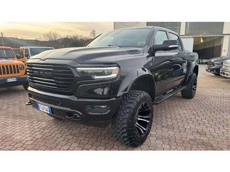 2018 ram 1500 bighorn / crew cab a vendre
