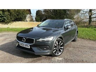 2020 volvo v60 cross country t5