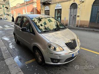 lancia musa 1.3 mjt 95 cv platinum