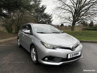 toyota auris touring sports 112 d-4d design