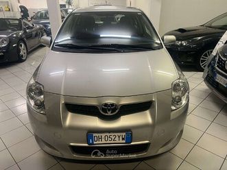 auris i 2007 5p 1.4 sol