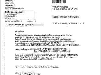 suzuki divers black interior, no tears or damage