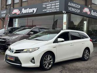 auris sw hev 1.8i hsd premium cvt