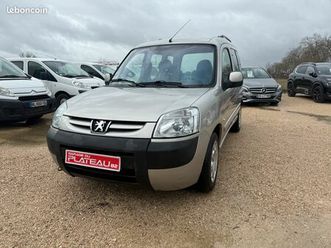 peugeot partner (m59) phase 2 5 place 2006 154000kms / attelage