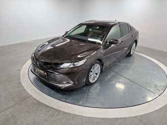 toyota camry 2.5 220h advance