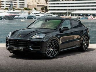 porsche cayenne coupe e-hybrid 470 cv sport design
