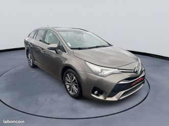 toyota avensis touring sport 143 ch / climatisation / régulateur de vitesse / bluetooth / caméra de recul