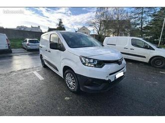 toyota proace city accidenté – roulant – idéal export ou professionnel automobile