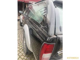 sahibinden nissan skystar 4x2 2004 model i̇zmir 255.000 km siyah - 37096914 | arabam.com
