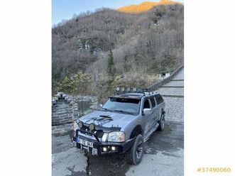 sahibinden nissan skystar 4x4 2004 model artvin 298.000 km gri - 37490060 | arabam.com