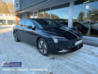 619 hk, exclusive, 4wd, 640km, sota vinduer, ppf++