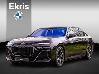 bmw-i7-xdrive60-privilege-edition-m-sport-pro-innovation-pack-executive-lounge-bowers-wilkins