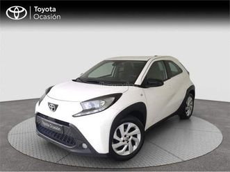 toyota - aygo x cross