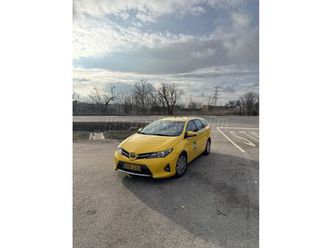 toyota auris touring sports 1.4 d-4d style