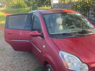 effa m-100 1.0 8v 5p 2010