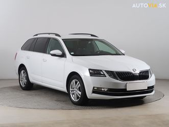 skoda octavia style 2.0 tdi automat, navigácia, tempomat za 12 000 €