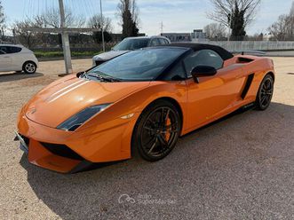 performante serie tecnica 50° anniversario lp570-4