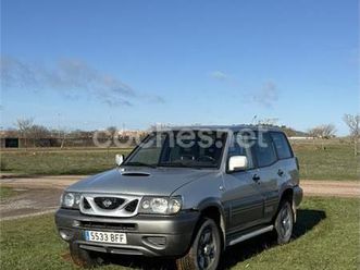 nissan terrano ii 2.7 tdi luxury