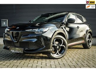 alfa romeo junior - 1.2 turbo hybrid ibrida speciale | carplay | stoelverw. | navi | clima | adaptive cruise |