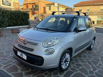 living 1.3 mjt lounge 85cv