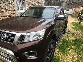 vend nissan np 300