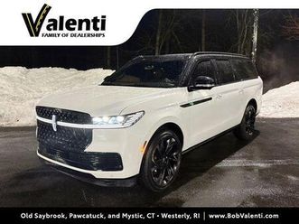 used 2025 lincoln navigator l black label