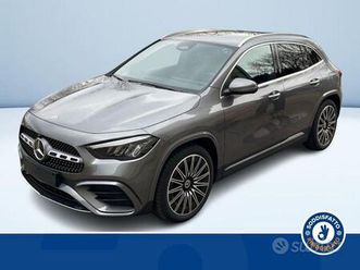 mercedes-benz gla 200d automatic amg line adv...