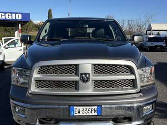 ram 1500 5.7 v8 crew cab mb laramie 395cv at8