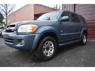 2005 toyota sequoia sr5 4x4 4.7 v8 with 3rd row leather