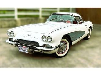 chevrolet corvette - 1961