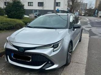 ② toyota corolla hybride sport 1.8 met garantie — renault — 2ememain
