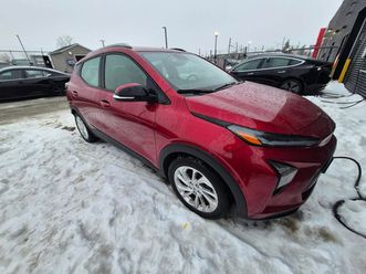 2023 chevrolet bolt euv lt