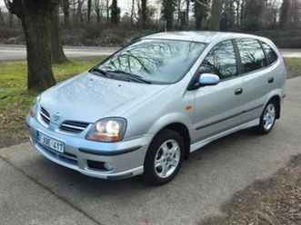 ② nissan almera tino 1.8 benzine- 33.249km's , 1ste eigenaar — nissan — 2ememain