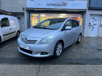 2.0 d4d 126 cv active - toit panoramique distribution à chaine