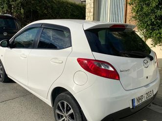 mazda demio 1,3l 2014
