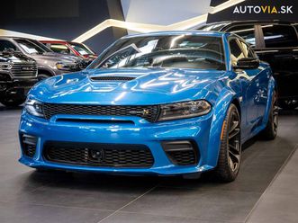 dodge charger 6.4 scat pack widebody 6.4 v8 za 76 608 €