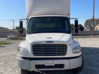 2015 freightliner m2 106