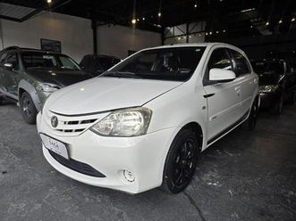 toyota etios 1.5 t-flex sedan xs