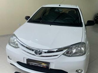 toyota etios 1.5 t-flex xls