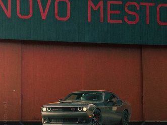 dodge challenger 6.4 srt v8 hemi scat pack