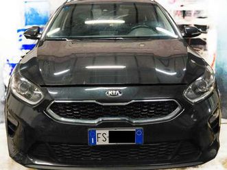 ceed sw 1.6 crdi business class 115cv dct