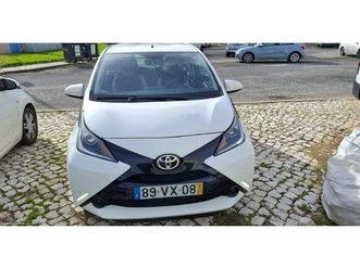 toyota aygo x janeiro/19
