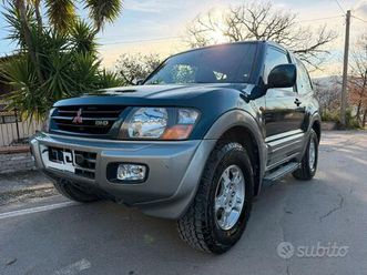 mitsubishi pajero unico prop con gancio traino