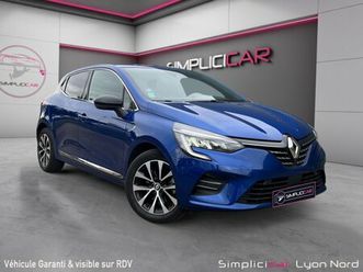 renault clio v tce 140 techno - faible kms - carplay - caméra de recul - garantie 12 mois