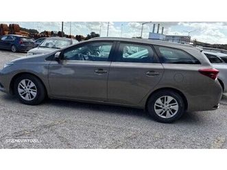 toyota auris touring sports 1.4 d-4d comfort